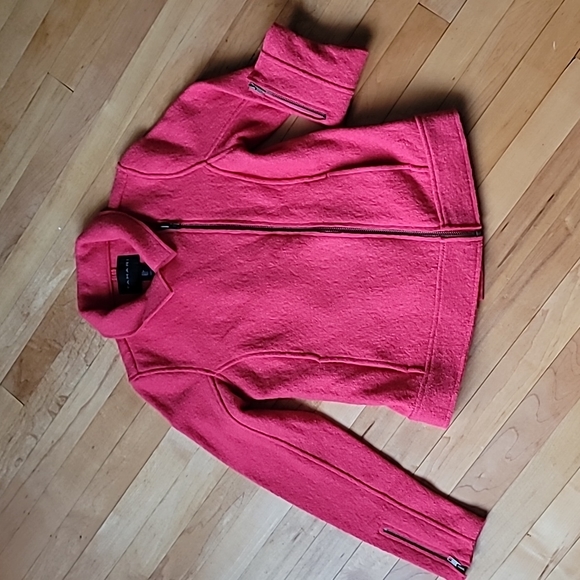 Tahari Jackets & Blazers - Tahari Wool Side Zip Collered Coat Size Small